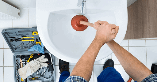 Chame uma desentupidora nos primeiros sinais de entupimento