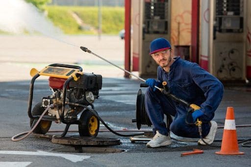 Desentupimento com hidrojateamento o que é, como funciona e quando realizar